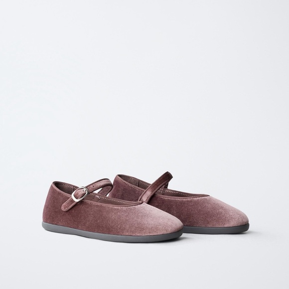Zara Shoes - Chic Velvet Mary Jane Ballerina Flats in Soft Dusty Rose Pink